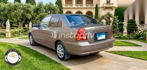 هيونداي فيرنا 2018 بني مستعملة للبيع - 4