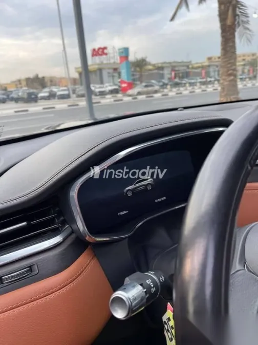 جاكوار اف بيس 2021 أزرق غامق جديدة للبيع - 7