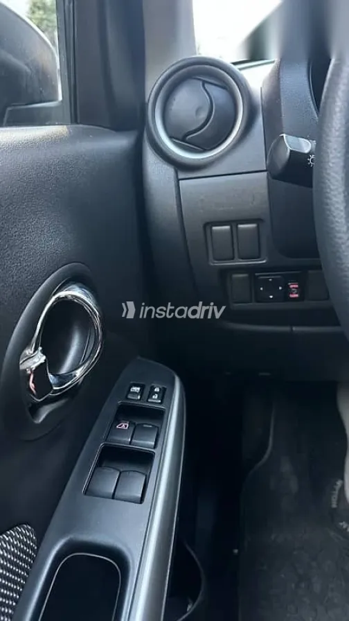 نيسان صنى 2023 أسود مستعملة للبيع - 6