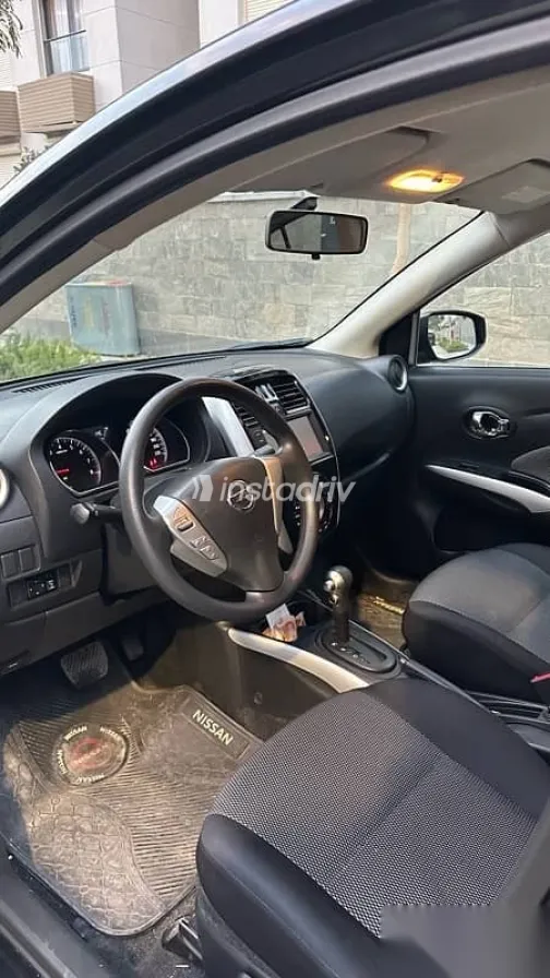نيسان صنى 2023 أسود مستعملة للبيع - 7