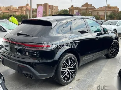 Porsche Macan 2024 Black Used for Sale - 2
