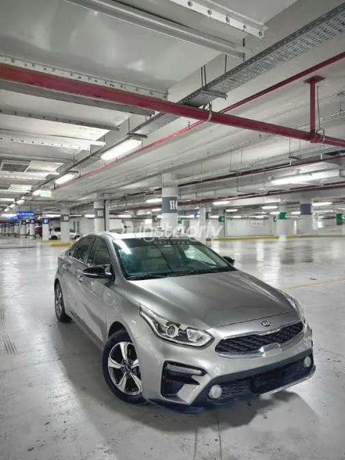 كيا سيراتو 2021 رمادي مستعملة للبيع - 2