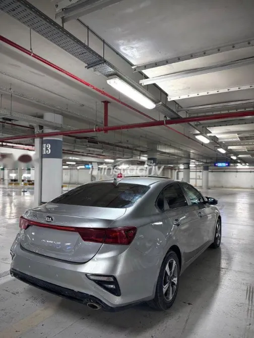 كيا سيراتو 2021 رمادي مستعملة للبيع - 4