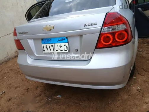 شيفروليه افيو 2015 فضي مستعملة للبيع - 10