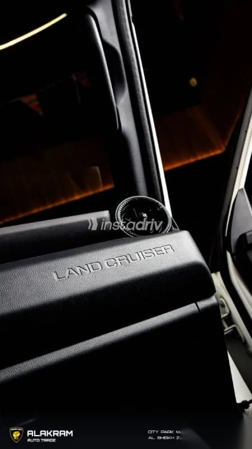 تويوتا برادو 2024 أبيض مستعملة للبيع - 5