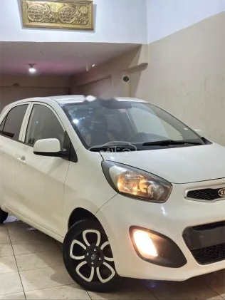 Kia Picanto 2015 White Used for Sale