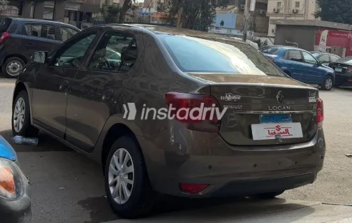 رينو لوجان 2021 بني مستعملة للبيع - 4