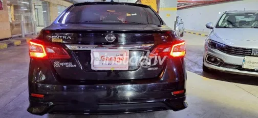نيسان سنترا 2022 أسود مستعملة للبيع - 3