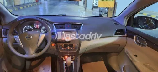 نيسان سنترا 2022 أسود مستعملة للبيع - 5