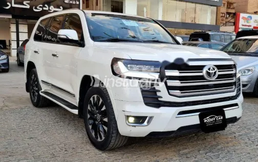 Toyota Land Cruiser 2011 White Used for Sale - 2
