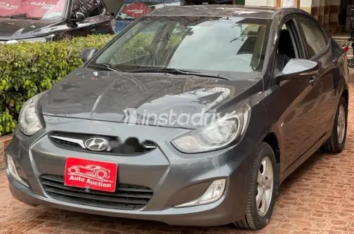 هيونداي اكسنت RB 2012 رمادي مستعملة للبيع - 3