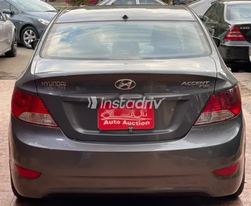 هيونداي اكسنت RB 2012 رمادي مستعملة للبيع - 4