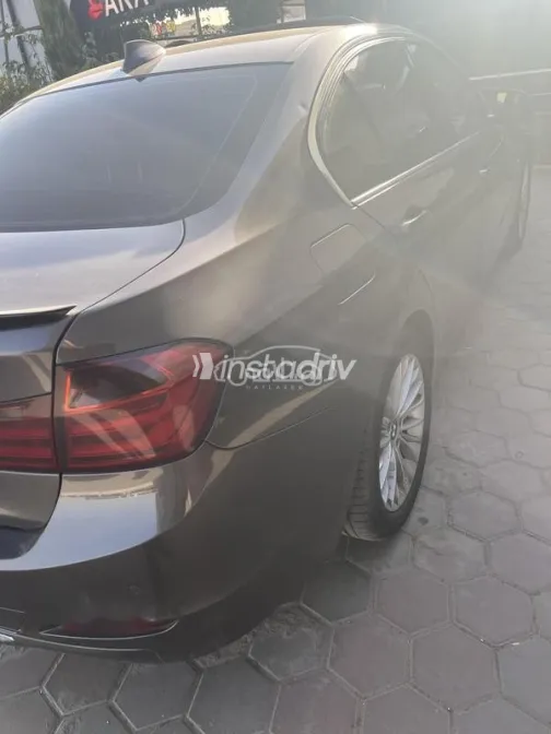BMW 320 2015 Brown Used for Sale - 1