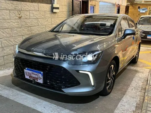 بايك اى يو بلس 2025 فضي مستعملة للبيع - 1