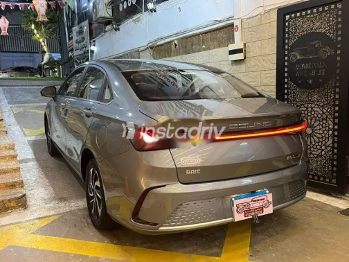 بايك اى يو بلس 2025 فضي مستعملة للبيع - 4