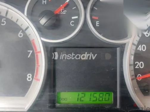 شيفروليه افيو 2015 أسود مستعملة للبيع - 7