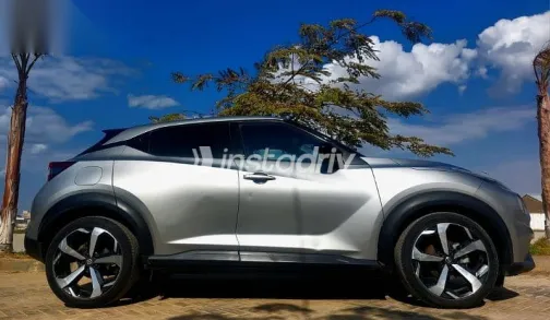 نيسان جوك 2023 رمادي مستعملة للبيع - 5