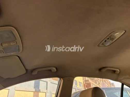 هيونداي اكسنت 2009 أسود مستعملة للبيع - 4