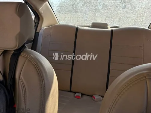 هيونداي اكسنت 2009 أسود مستعملة للبيع - 5