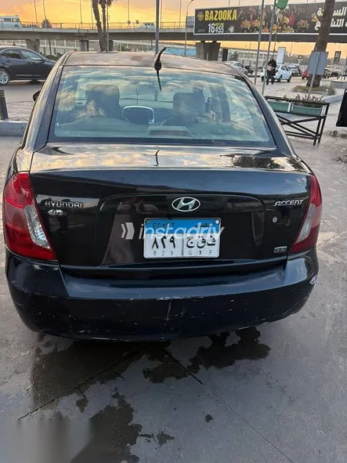 هيونداي اكسنت 2009 أسود مستعملة للبيع - 6
