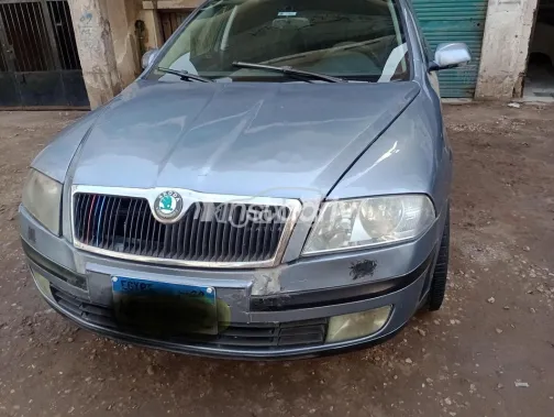 سكودا اوكتافيا A5 2007 أبيض مستعملة للبيع - 1