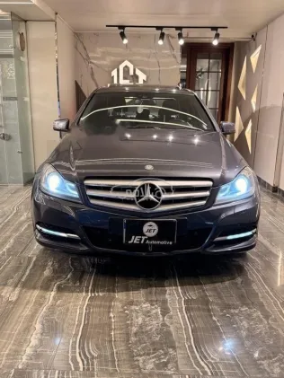 مرسيدس C 200 2013 رمادي مستعملة للبيع
