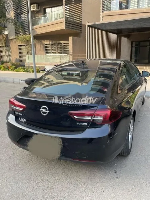 Opel Insignia 2019 Black Used for Sale - 3