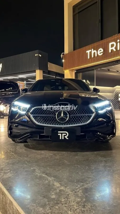 Mercedes E 200 2026 Black Used for Sale - 3