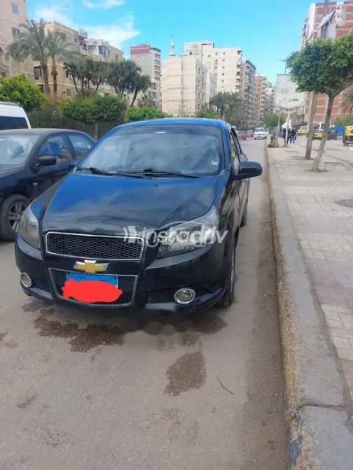 Chevrolet Aveo 2015 Black Used for Sale - 2