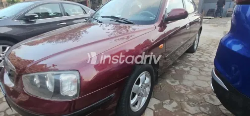 هيونداي افانتي 2001 أحمر غامق مستعملة للبيع - 3