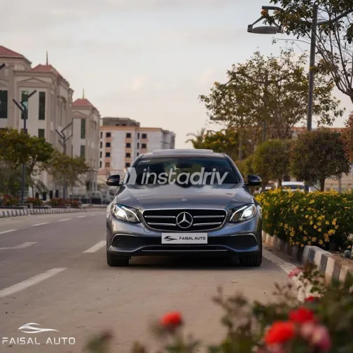 Mercedes E 200 2020 Gray Used for Sale - 1