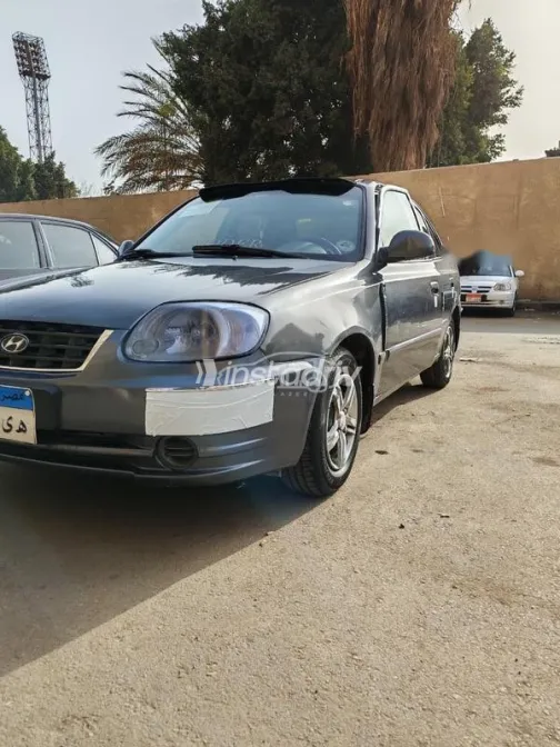 هيونداي فيرنا 2019 أبيض مستعملة للبيع - 1