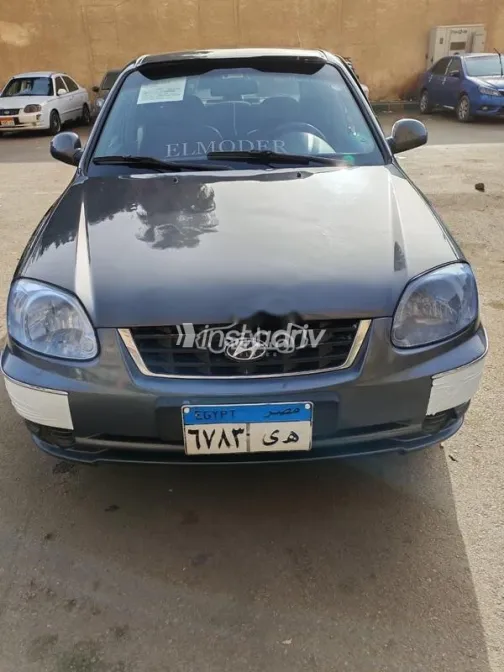 هيونداي فيرنا 2019 أبيض مستعملة للبيع - 2