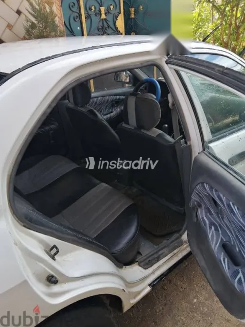 Mitsubishi Lancer 1999 White Used for Sale - 2