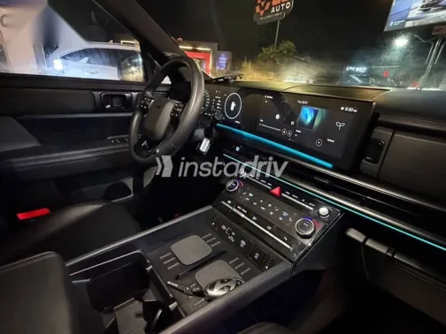 هيونداي سانتامو 2025 فضي مستعملة للبيع - 2