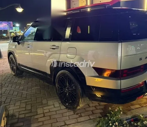 هيونداي سانتامو 2025 فضي مستعملة للبيع - 7