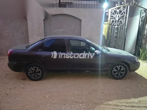 Ford Mondeo 1998 Burgundy Used for Sale - 2