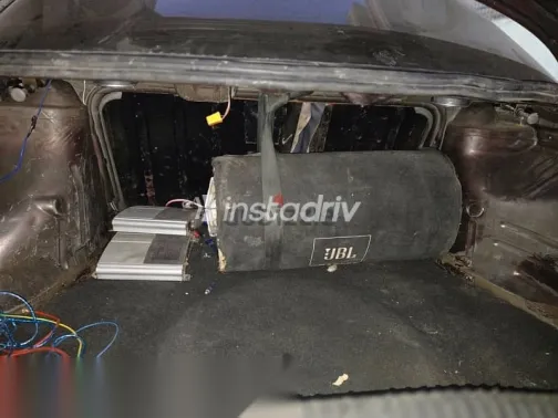 Ford Mondeo 1998 Burgundy Used for Sale - 9