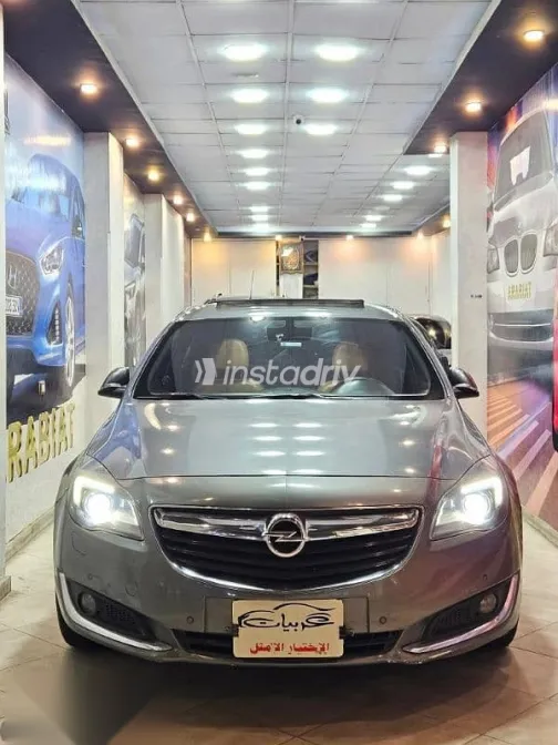 اوبل أنسيجنيا 2017 بني مستعملة للبيع - 1