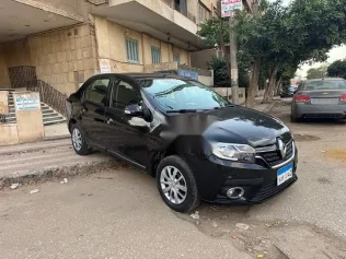 رينو لوجان 2022 أسود مستعملة للبيع