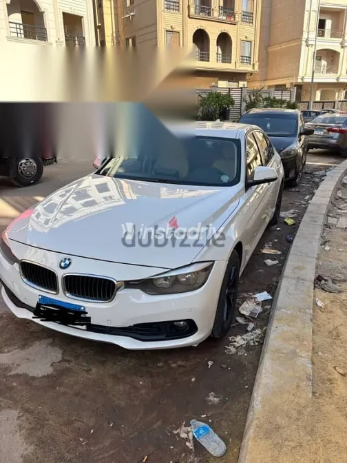 بي ام دبليو 318 2016 أبيض مستعملة للبيع - 2