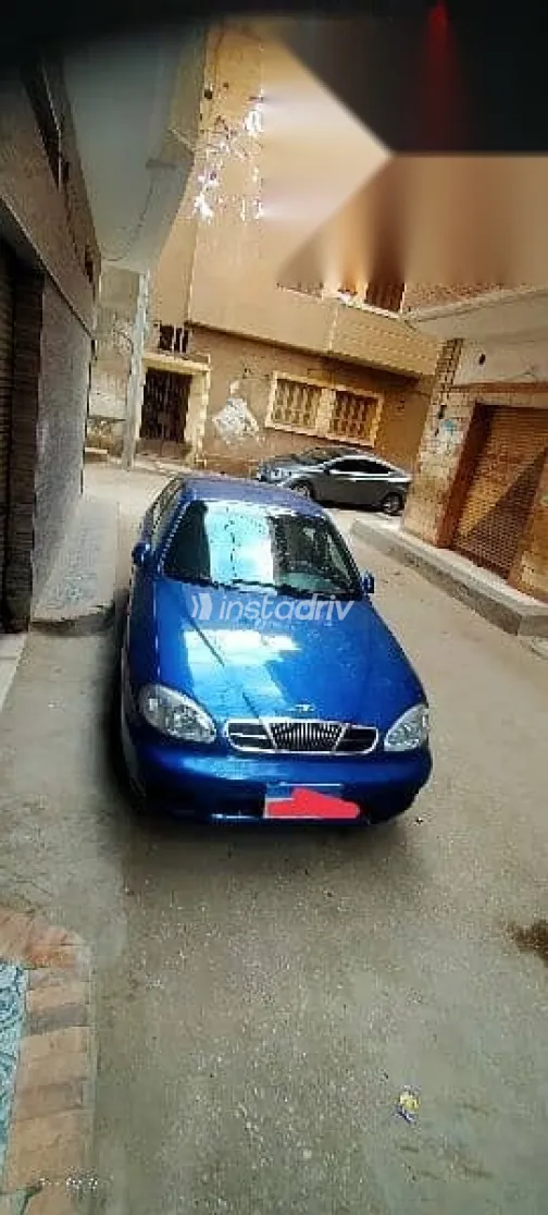 دايو لانوس 2004 أزرق غامق مستعملة للبيع - 2