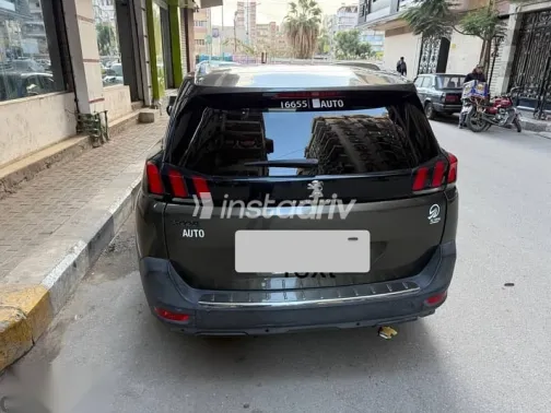 Peugeot 5008 2020 Green Used for Sale - 5