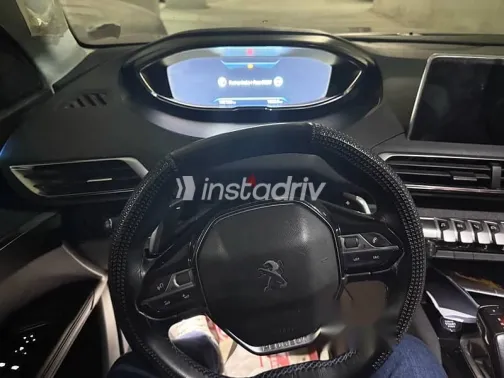 Peugeot 5008 2020 Green Used for Sale - 6