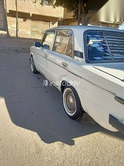 لادا 1500 1982 أبيض مستعملة للبيع - 9