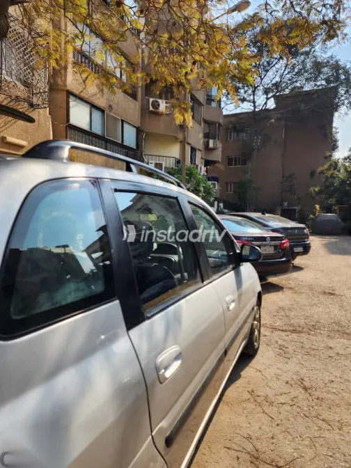 هيونداي ماتريكس 2007 فضي مستعملة للبيع - 1