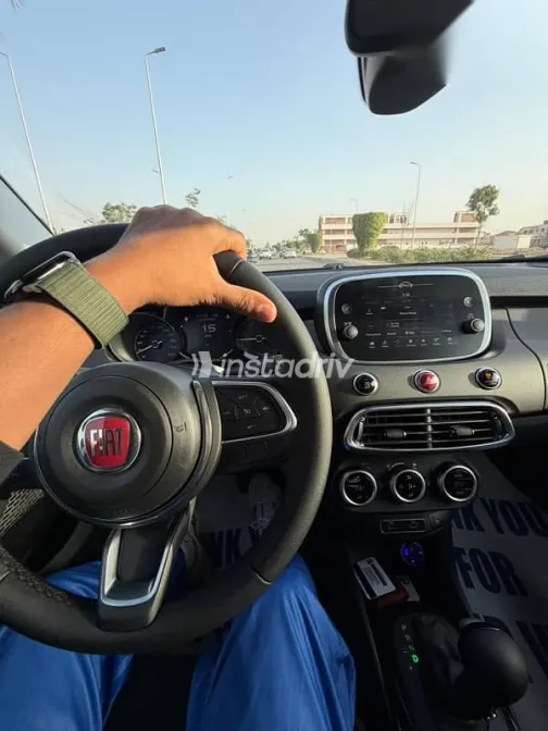فيات 500 X 2026 فضي جديدة للبيع - 3