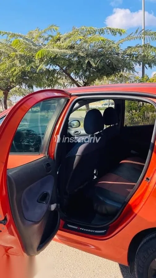 بيجو 206 2001 نبيتي مستعملة للبيع - 4