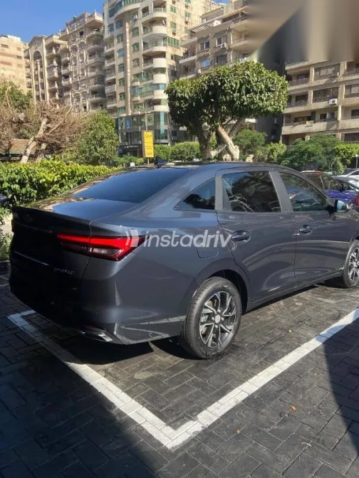 شيفروليه أوبترا 2026 رمادي جديدة للبيع - 2