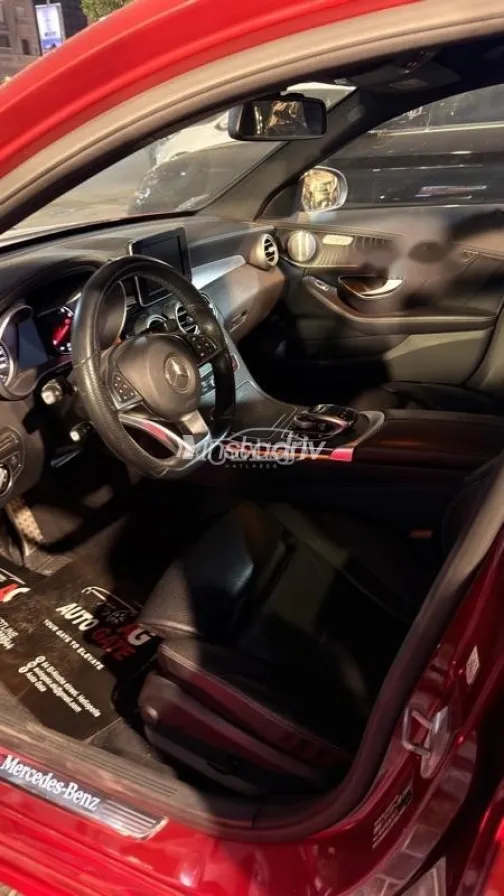 Mercedes C 180 2016 Dark Red Used for Sale - 4